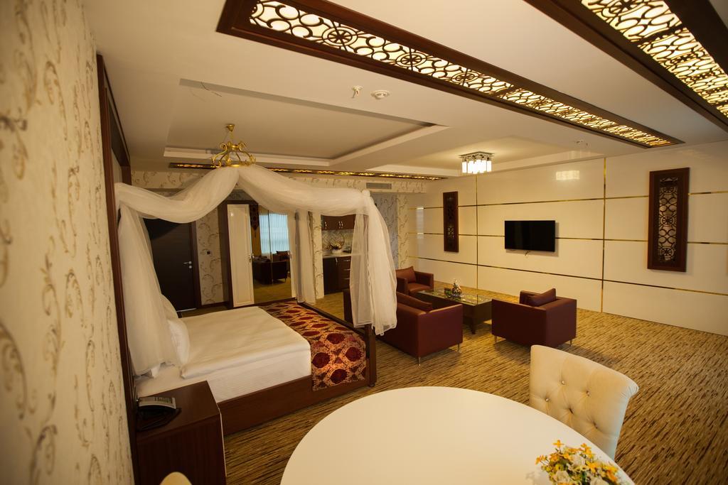 Mitannia Regency Hotel Ντιγιαρμπακίρ Δωμάτιο φωτογραφία