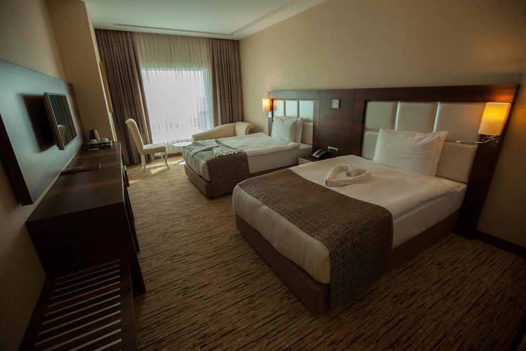 Mitannia Regency Hotel Ντιγιαρμπακίρ Εξωτερικό φωτογραφία