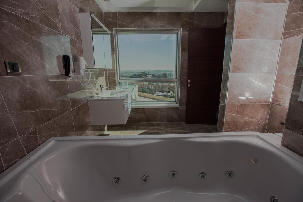 Mitannia Regency Hotel Ντιγιαρμπακίρ Δωμάτιο φωτογραφία